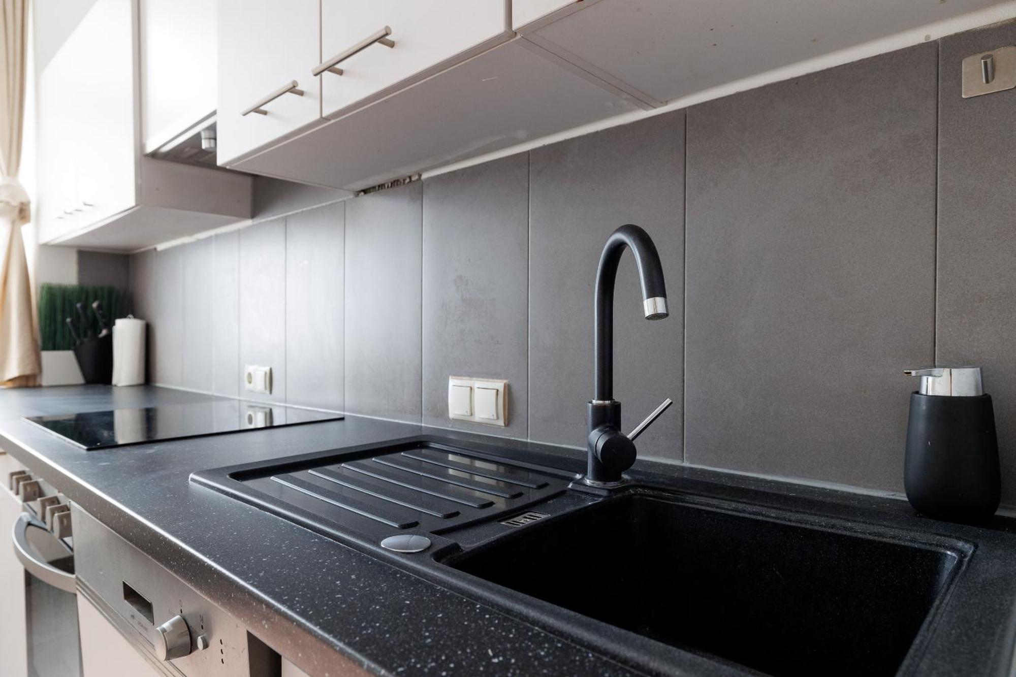 Modern City Apartment In เวียนนา ภายนอก รูปภาพ