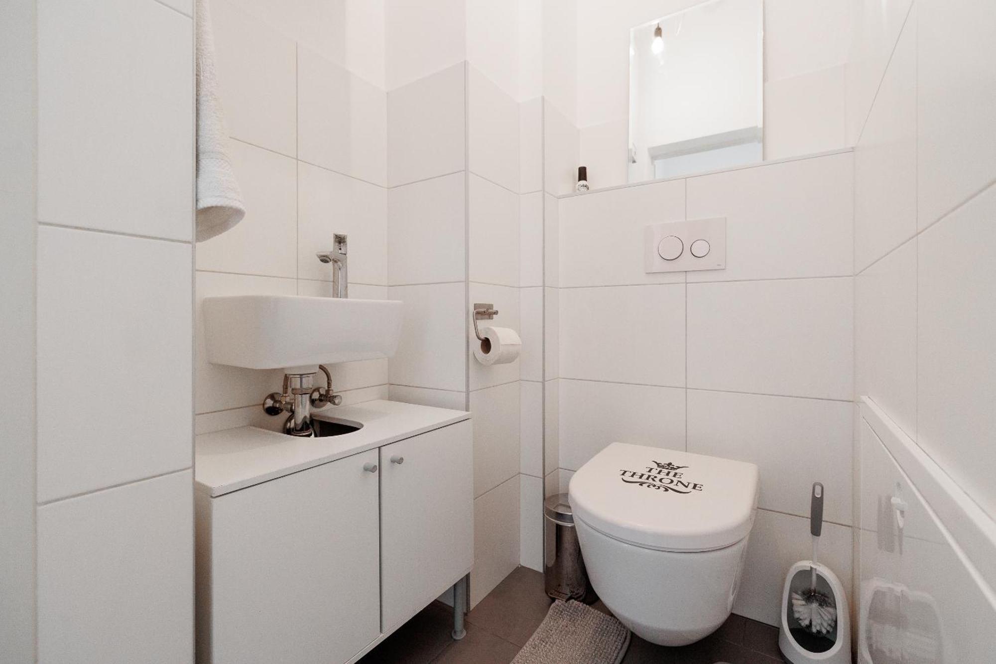 Modern City Apartment In เวียนนา ภายนอก รูปภาพ