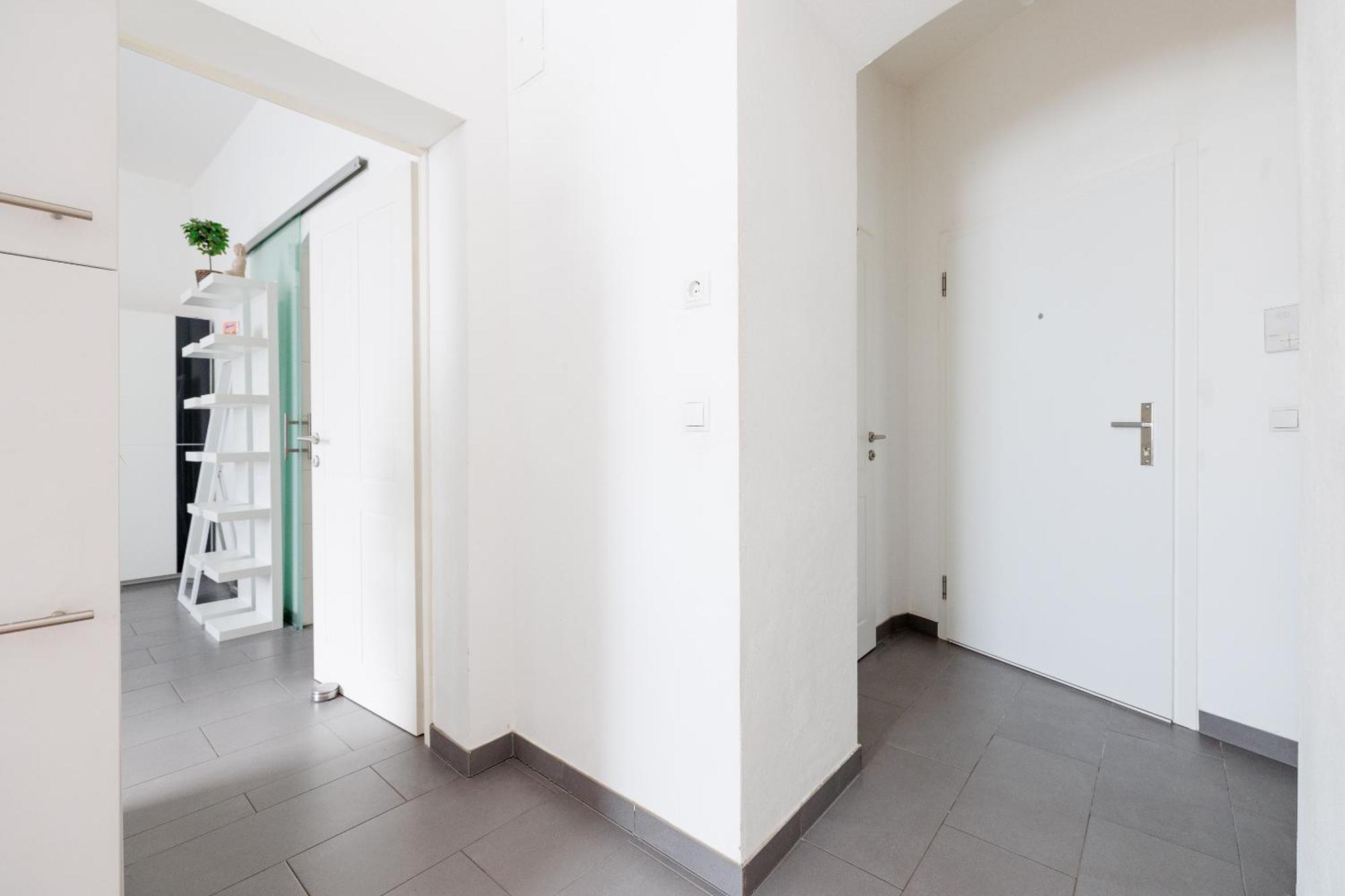 Modern City Apartment In เวียนนา ภายนอก รูปภาพ